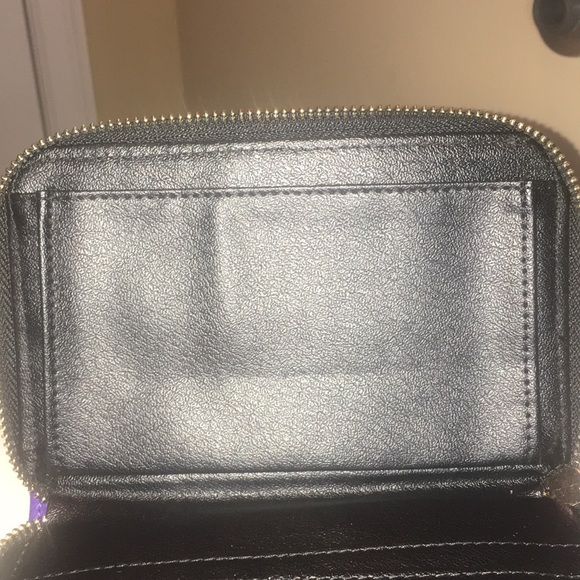 SOLD: Avon Deep Purple Wristlet w/ Gold Butterfly Emblem - Picture 5 of 11